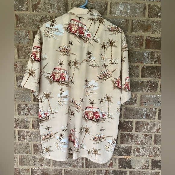 Sun Casuals  Men’s Vintage Car Shirt Size Large Woody Wagon Beachy - Picture 6 of 7